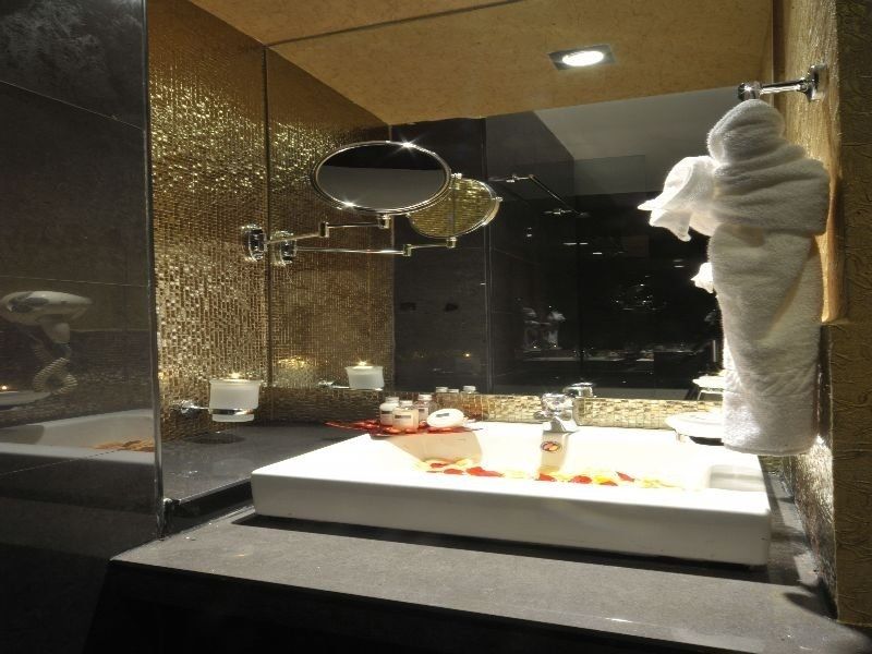 Le Trianon Luxury Hotel & Spa Casablanca Exteriör bild